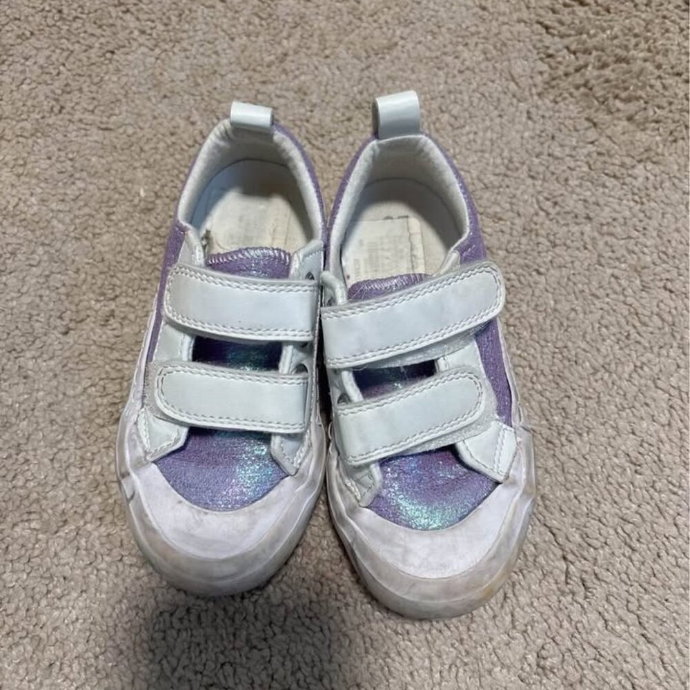 Girl size 10 sneaker purple & white shoes flats for 4-5 years girl little girl r
